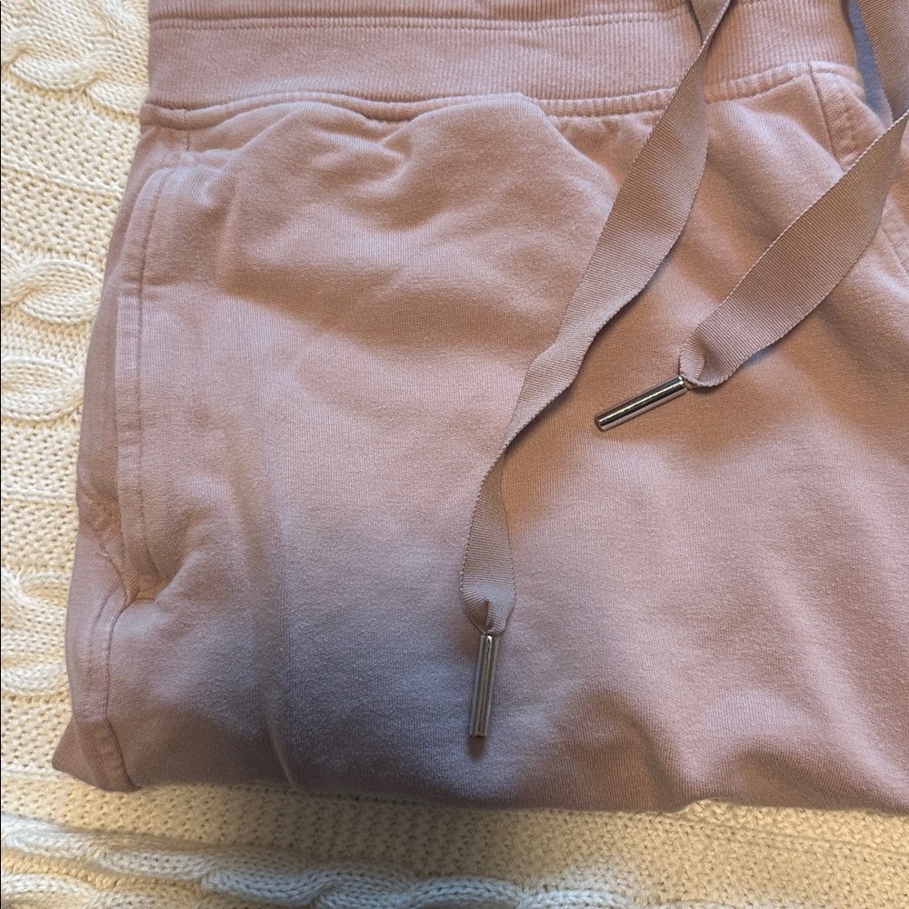 Athleta Balance Jogger Tan Size Medium - Picture 5 of 9